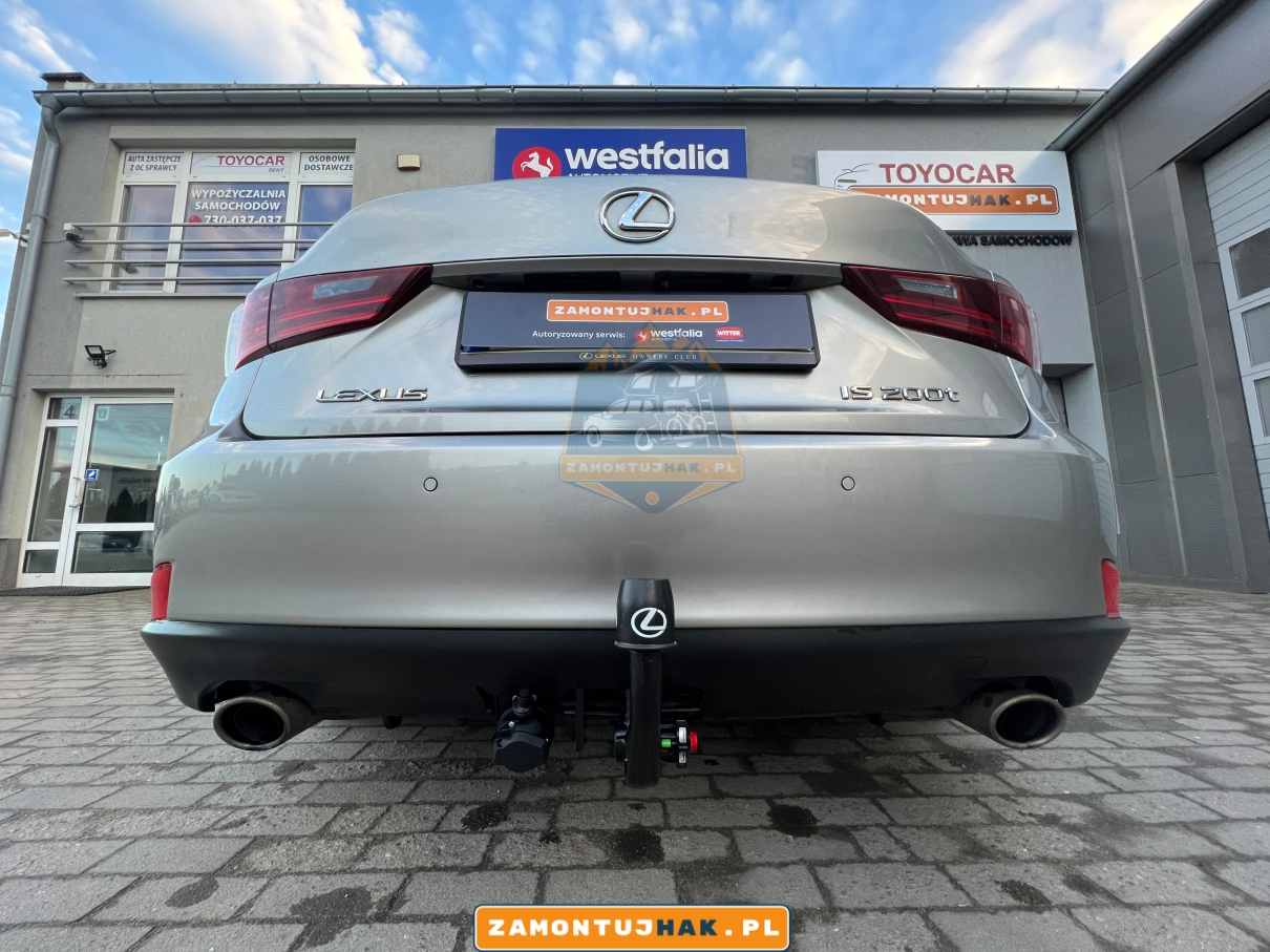 Montaż haka holowniczego Lexus IS 200t 2016r zdjecia